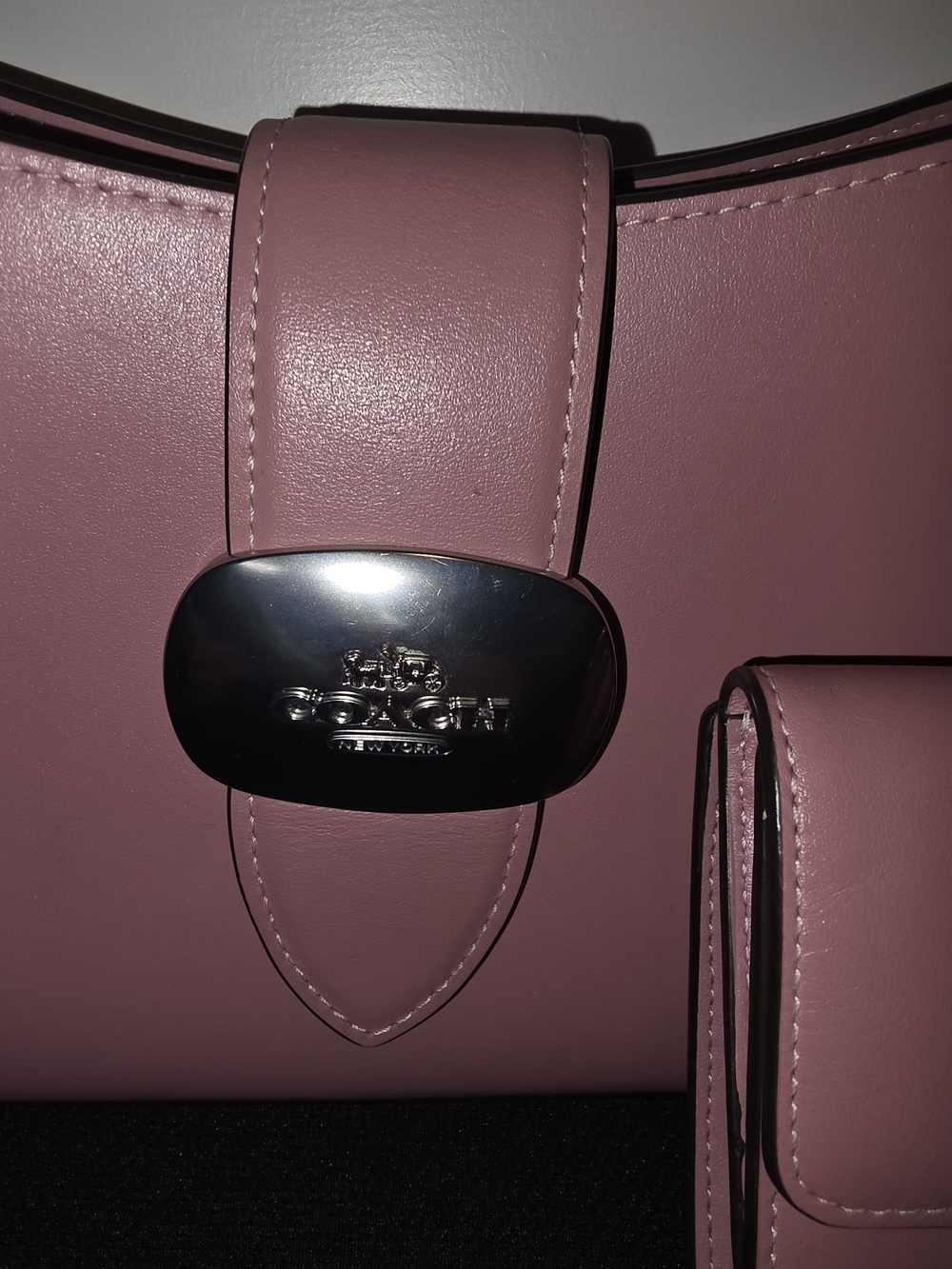 Coach Pink Leather Shoulder Bag with Matching Wallet - Picture 4 of 16